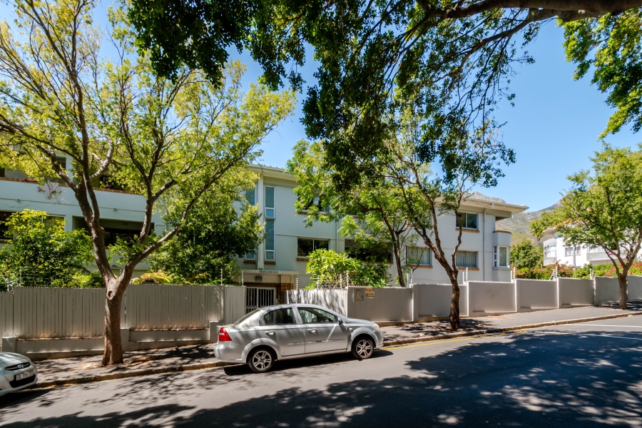 To Let 2 Bedroom Property for Rent in Oranjezicht Western Cape